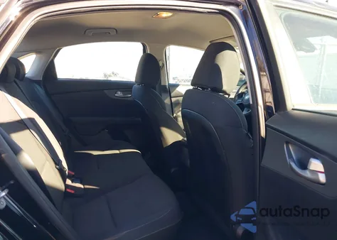 2020 Kia Forte Lxs z USA, uszkodzony, nr VIN 3KPF24AD0LE257491